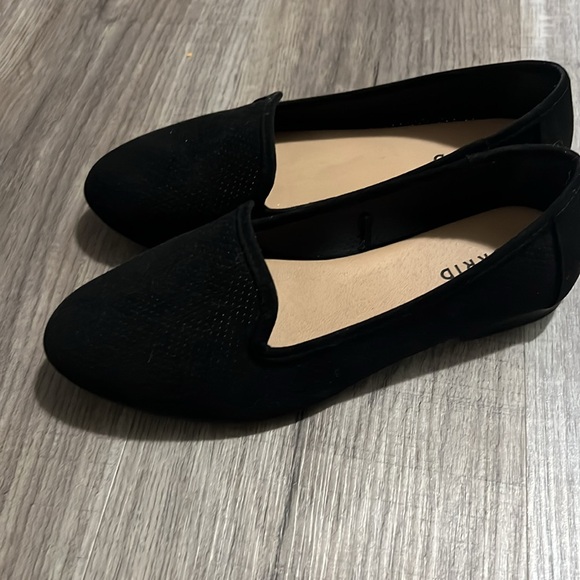 Black Torrid Flats - Picture 2 of 4